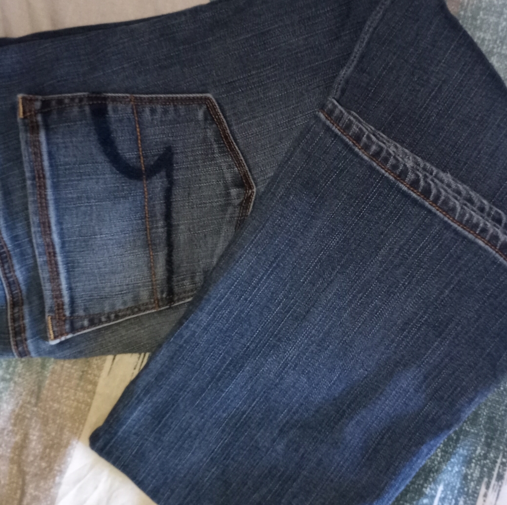 American eagle women's size 6 jeans